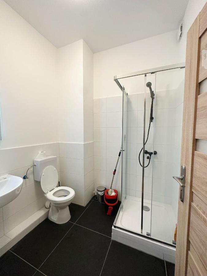 2 Schlafenzimmer Waschmaschine Eller ดุสเซลดอร์ฟ ภายนอก รูปภาพ